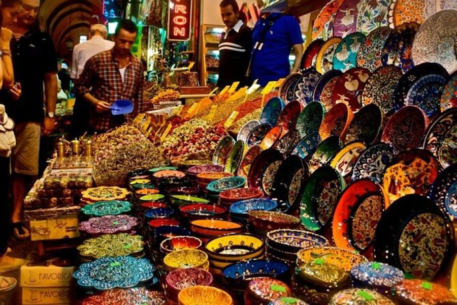Hurghada Shopping Tour: Malls, Souvenirs & Authentic Papyrus Art